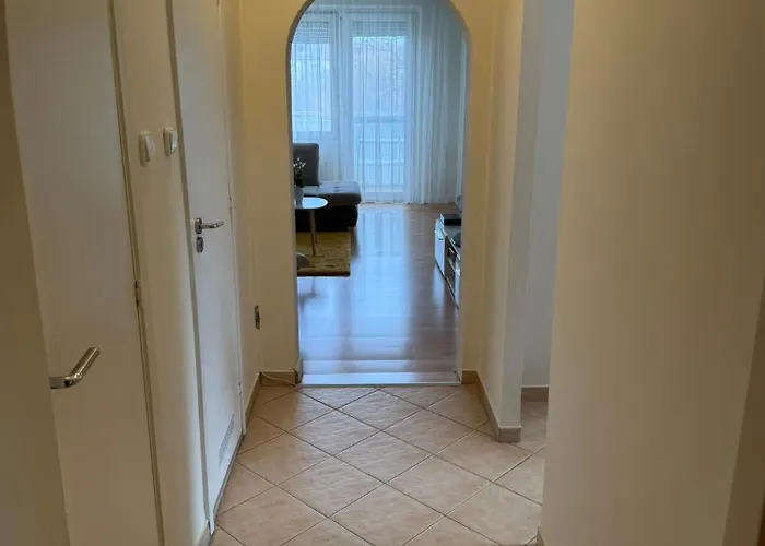 Hídfő 2 Apartman